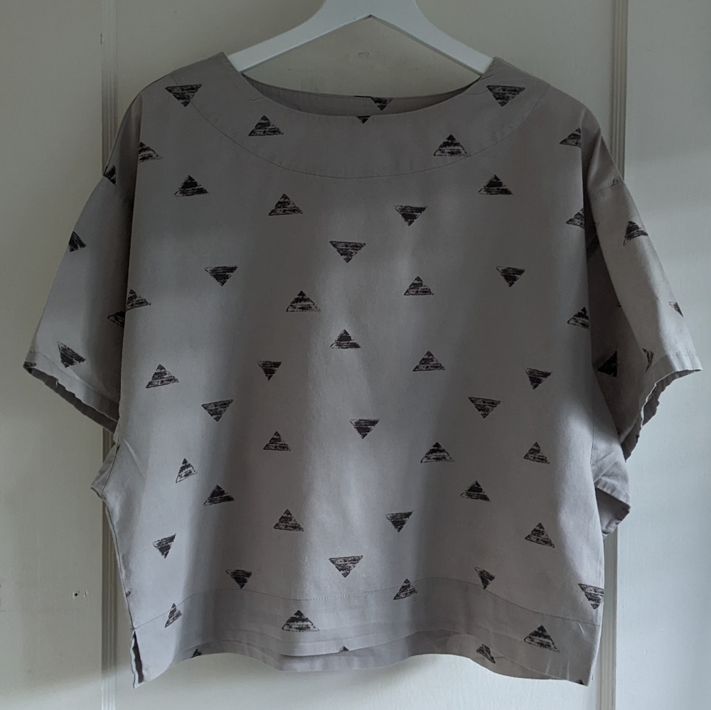 Grade&Gather Triangle Print Kimono Top